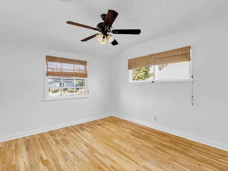 7716 Teesdale Ave — Photo 16