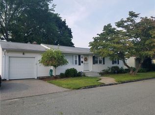 33 Keller Ave, Cranston, RI 02920