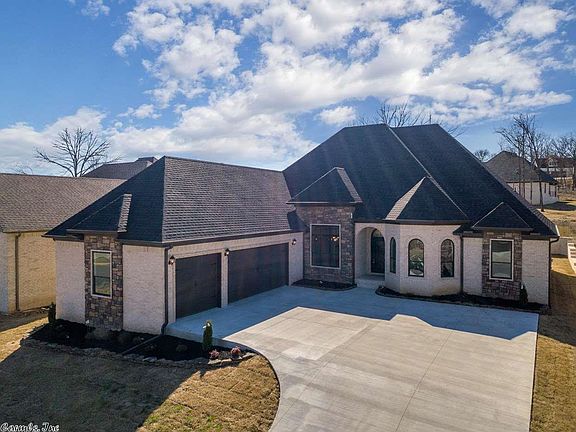 2nd image of 73 Oakbrooke Dr