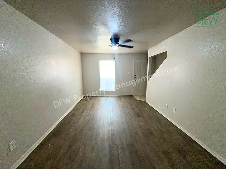 1108 Shanarae Cir #B — Photo 4