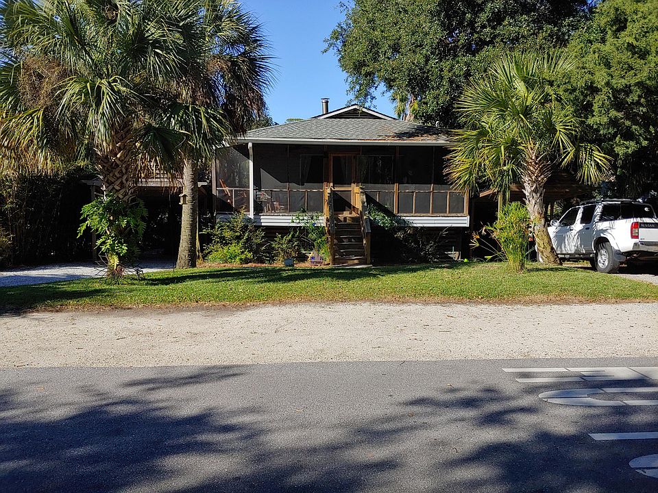1st image of 310 W Cooper Avenue