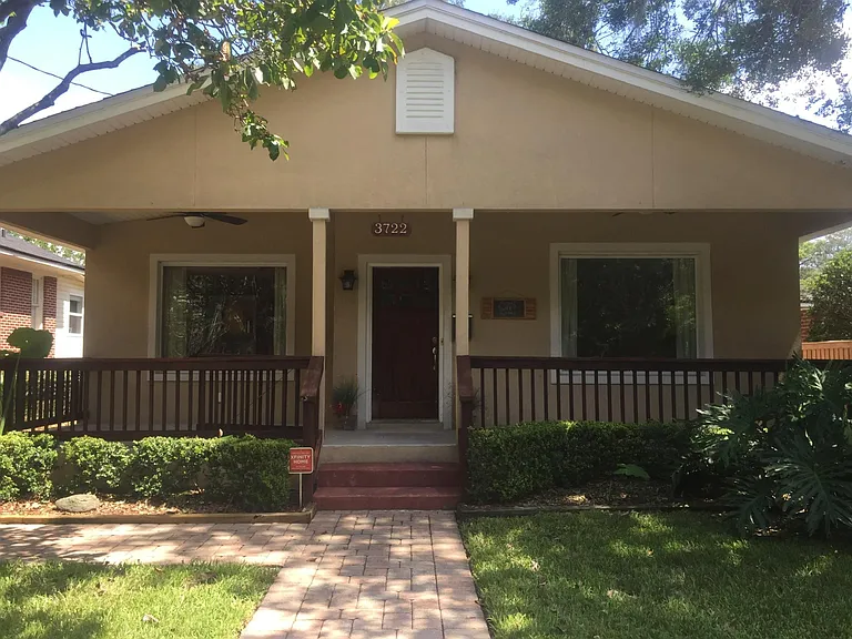3722 Saint Johns Ave — Photo 1