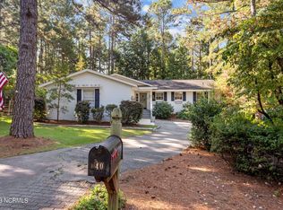 40 Torrey Pines Ln, Pinehurst, NC 28374