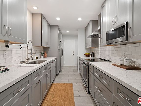 5th image of 11918 Kiowa Ave APT 203