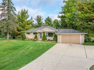 6635 Oakes Rd, Brecksville, OH 44141