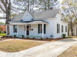 142 Spring Ave, Fuquay Varina, NC 27526