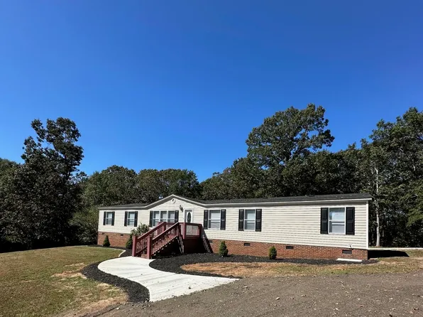 207 Elijah Simmons Rd, Woodruff, SC 29388