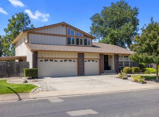 903 Cottonwood Dr, Roseville, CA 95661