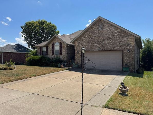 722 S Long Dr