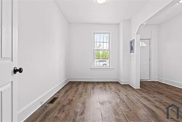 1308 W Lexington St #1 — Photo 10