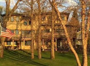 6223 Eagle Lake Dr N, Maple Grove, MN 55369