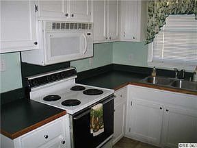 2nd image of 111 Cypress Dr