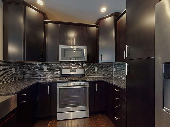 3rd image of 114 Corning Fairbanks Way #114