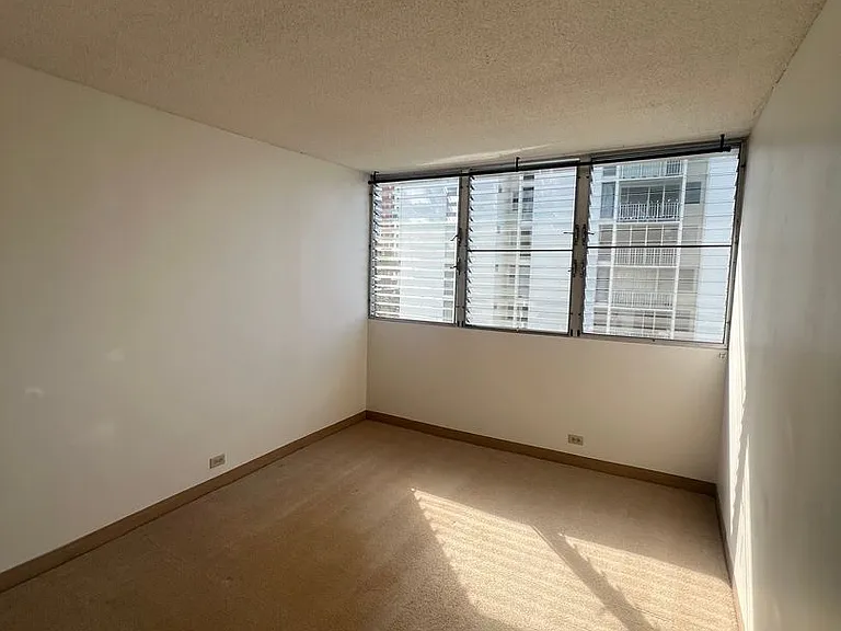 2651 Kuilei St #B64 — Photo 3