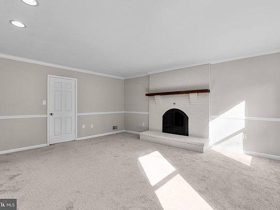 5th image of 12938 Byefield Dr