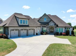 208 Vista Pointe Dr, Greer, SC 29651