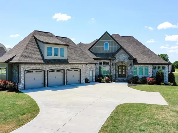 208 Vista Pointe Dr, Greer, SC 29651