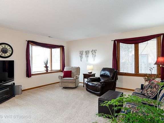 2nd image of 5833 Concord Ct