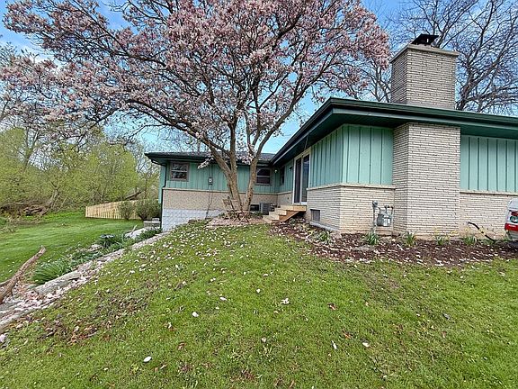 2nd image of 351 Hialeah DRIVE