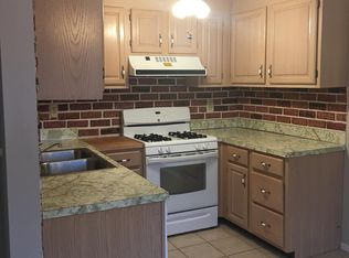 8407C Bramblebush Cir, Liverpool, NY 13090