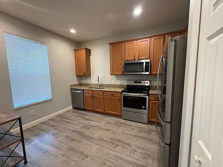 4209 Austen Falls Ln — Photo 8