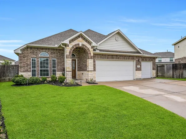 305 Bordeaux Ct, Alvin, TX 77511