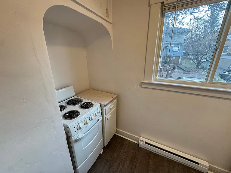 1411 W 9th Ave #C — Photo 8