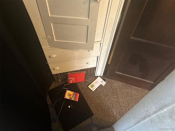 5th image of 6665 Holcomb St