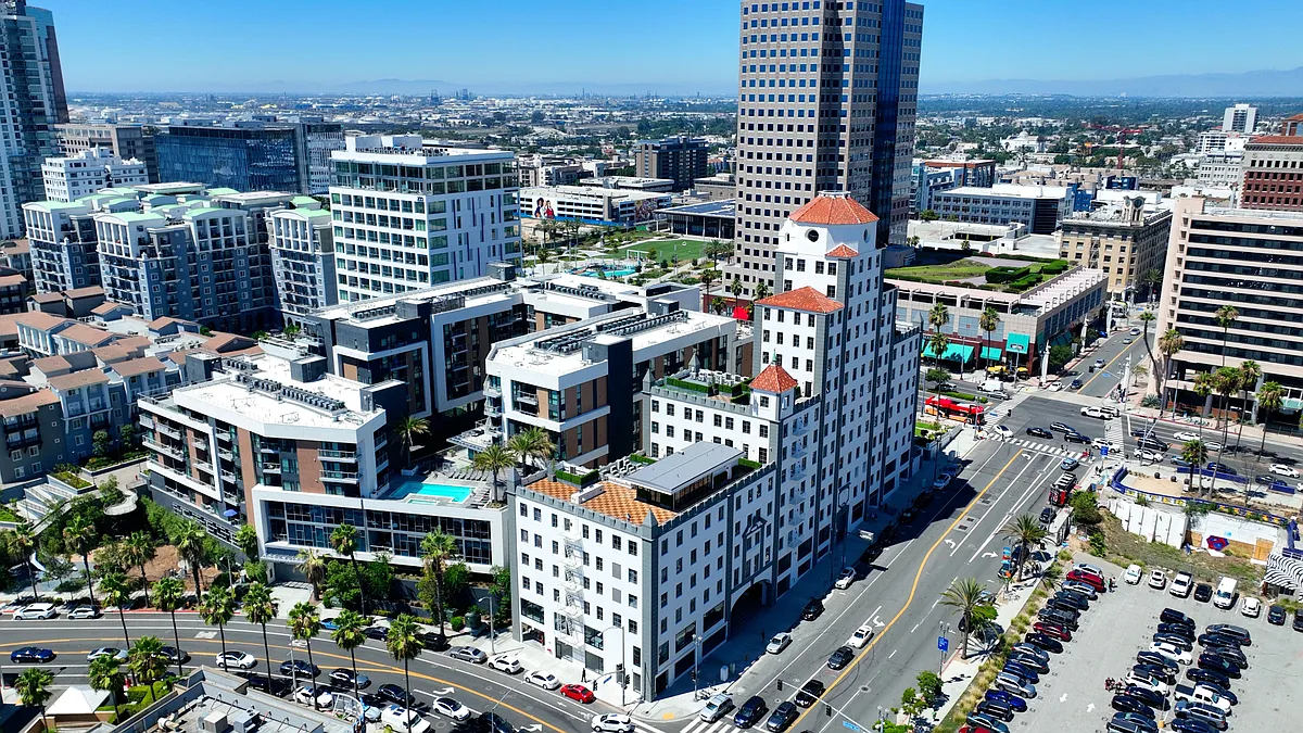 Building Photo - Ocean Center