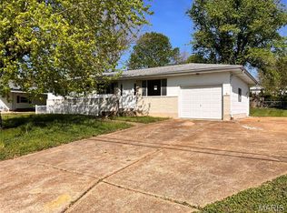 631 Sun Valley, Arnold, MO 63010
