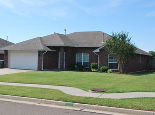 9342 Orchard Blvd, Oklahoma City, OK 73130