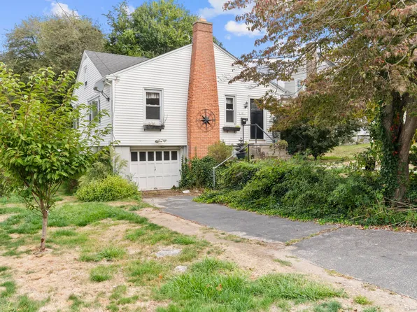41 Niles Hill Road, New London, CT 06320