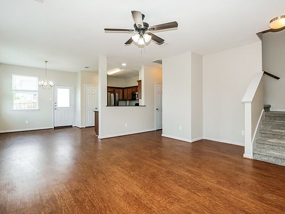 5th image of 2703 Sleepy Knoll Dr
