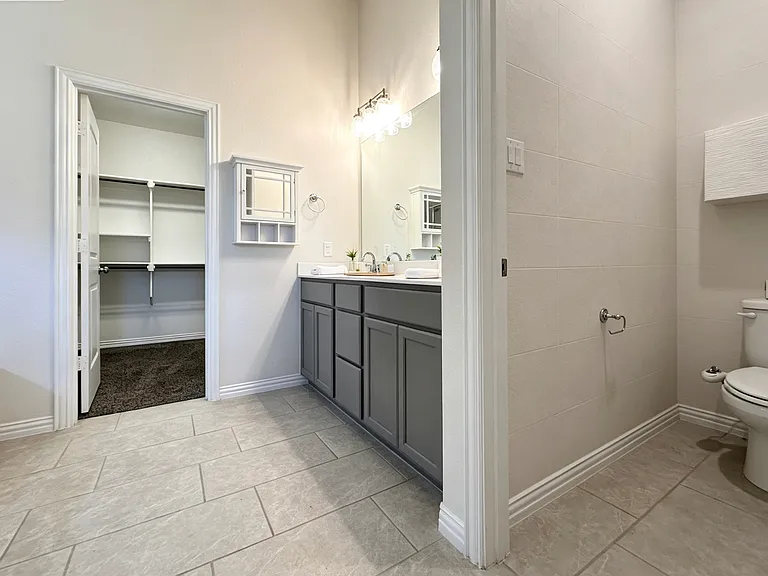 900 Slate Ln — Photo 12