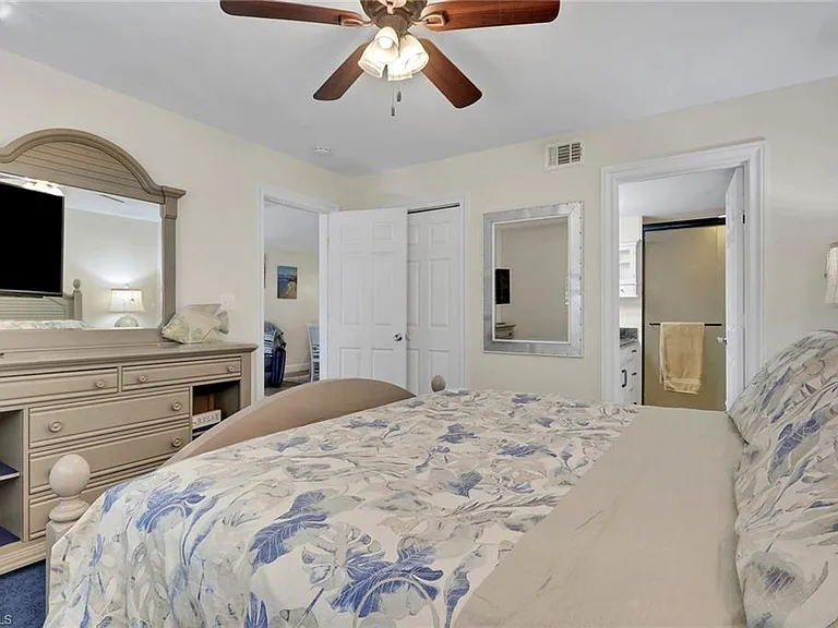 134 Cypress Way E #305 — Photo 12