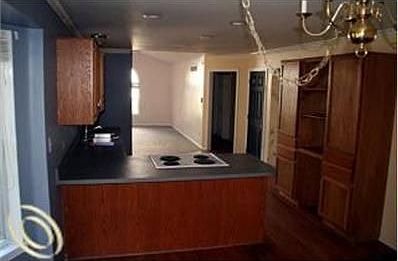 4th image of 847 Woodleigh Way