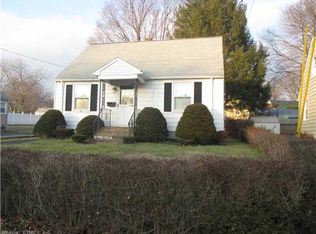 204 Nichols Dr, Waterbury, CT 06708