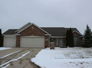 11615 Fox Valley Run, Fort Wayne, IN 46845