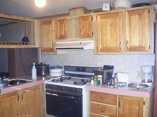 2nd image of 9397 Cady Rd