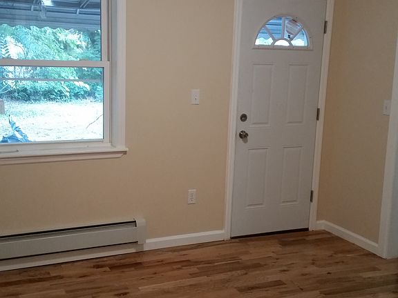 3rd image of 118 Ave 209 St