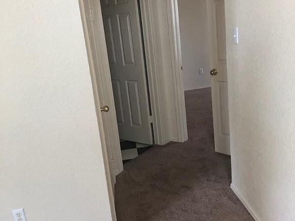 4th image of 2402 Tracey Ann Ln
