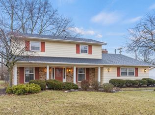 5526 Riviera Dr, Fort Wayne, IN 46825