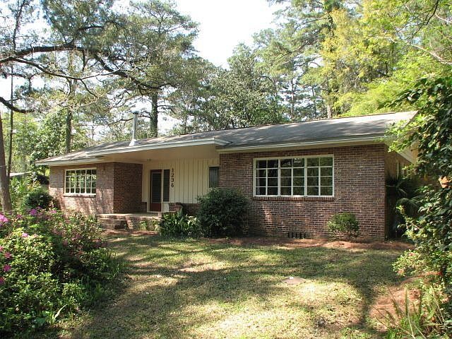 2nd image of 1236 Cherokee Dr