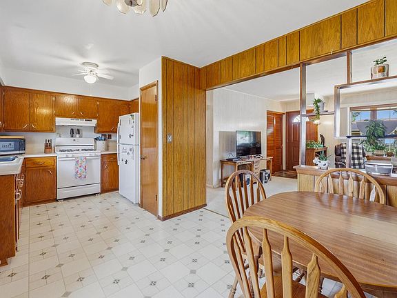 5th image of 1817 Wilson AVENUE