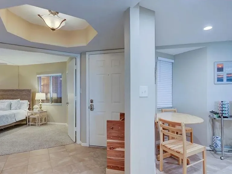 1310 Gulf Blvd #4B — Photo 3