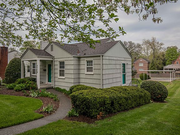2119 Maplewood Drive