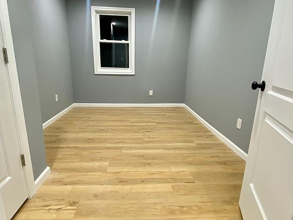 2nd image of 103-25 184th St #1