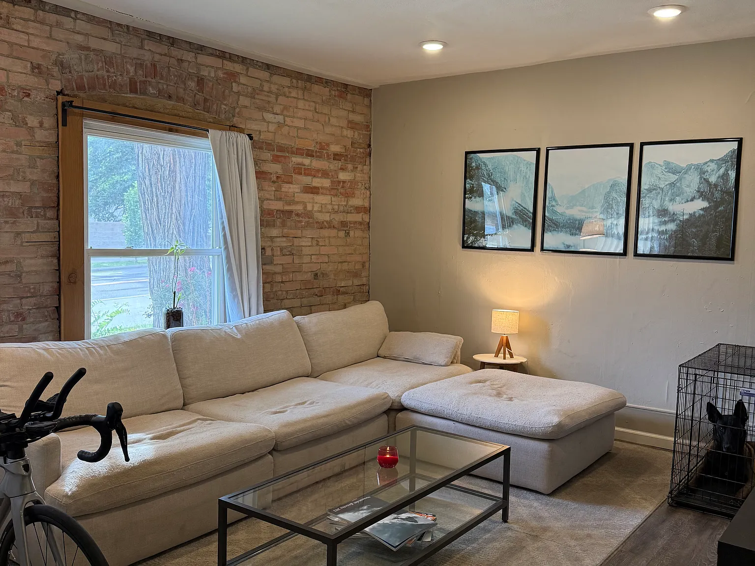 3 bed, 1300 sqft, $3,200 — Photo 3