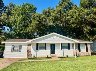 1800 Green Acres Rd, Jacksonville, AR 72076