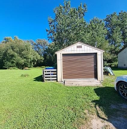 5th image of 2099 Swett Rd